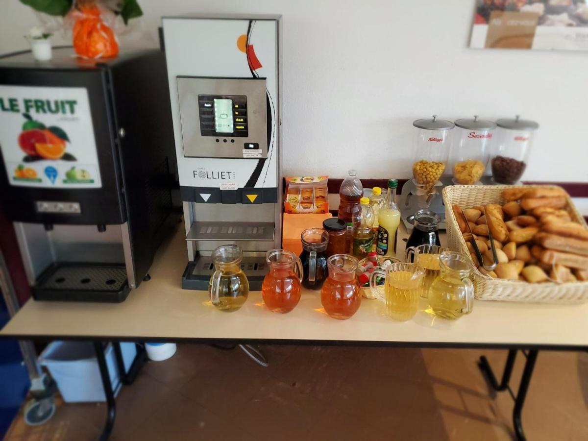 Auberge De Jeunesse Hi Strasbourg 2 Rives Eksteriør bilde