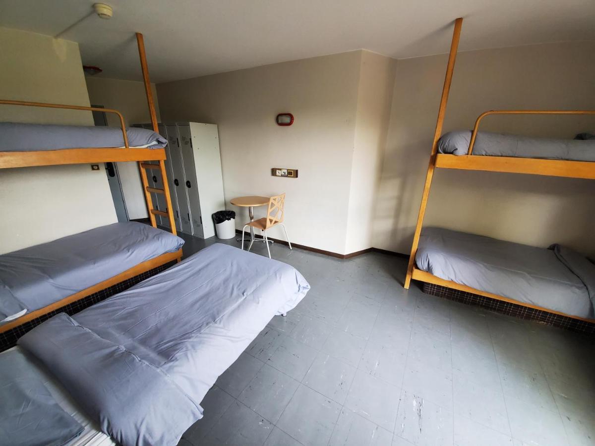 Auberge De Jeunesse Hi Strasbourg 2 Rives Eksteriør bilde