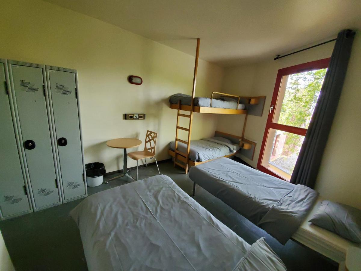 Auberge De Jeunesse Hi Strasbourg 2 Rives Eksteriør bilde
