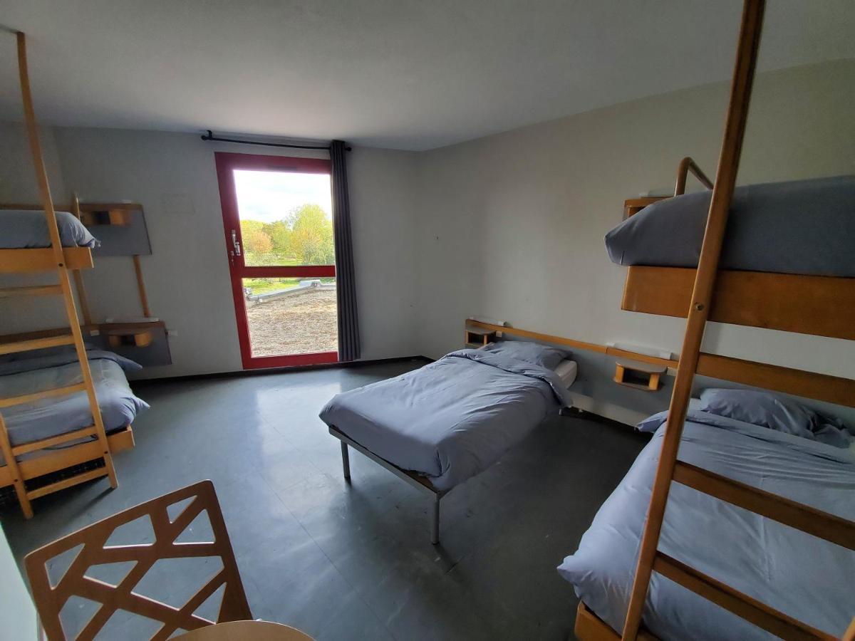 Auberge De Jeunesse Hi Strasbourg 2 Rives Eksteriør bilde