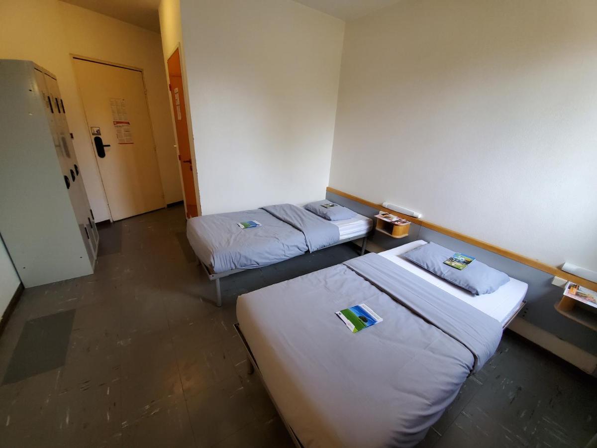 Auberge De Jeunesse Hi Strasbourg 2 Rives Eksteriør bilde