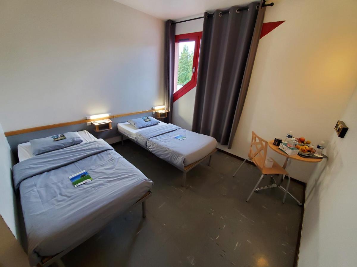 Auberge De Jeunesse Hi Strasbourg 2 Rives Eksteriør bilde
